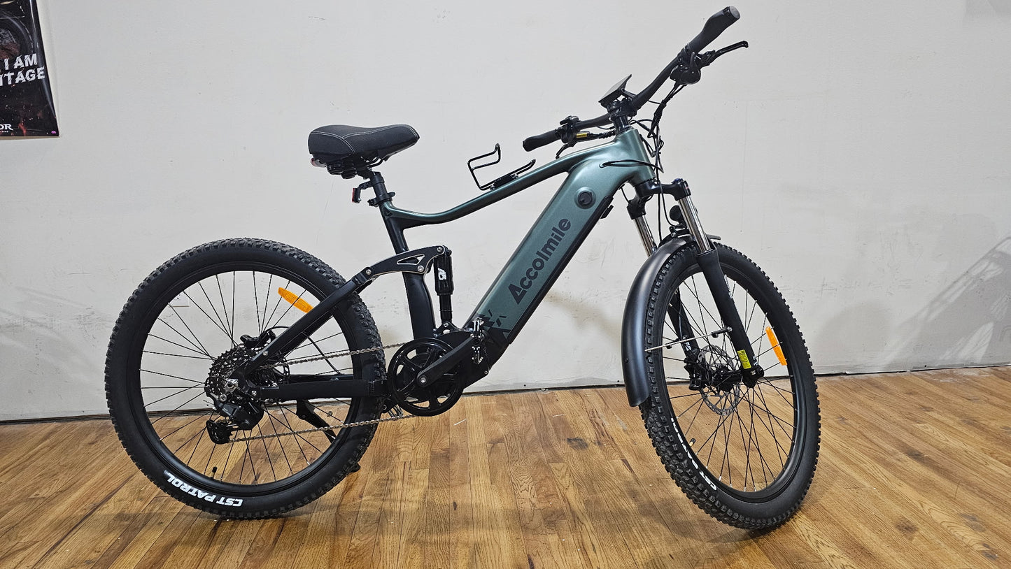 Accolmile Cola Bear 1.5 Plus